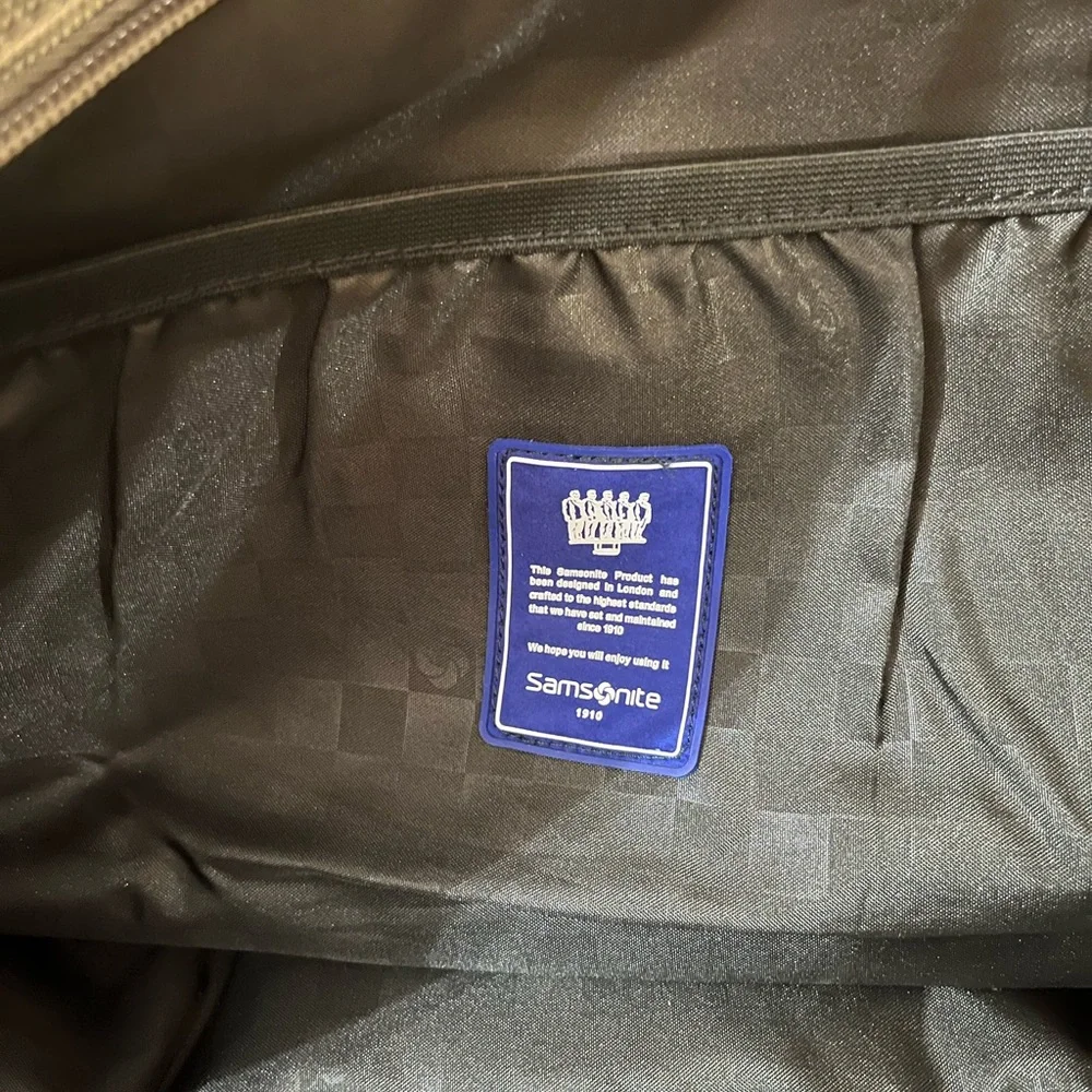 Samsonite briefcase missing shoulder strap EUC